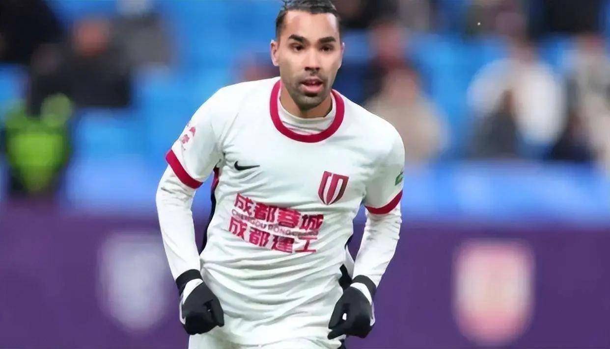 九游官网-赛前全明星赛焦点战，成都蓉城战术微调，质疑声仍在，身体对抗强度拉满的简单介绍