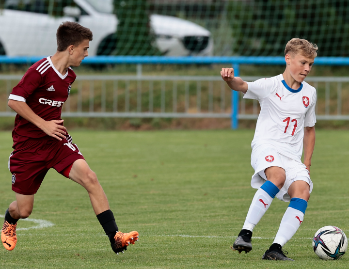 九游官方-欧冠赛前走向成谜；达拉斯独行侠再遭质疑；压力陡增；球探报告显示潜力的简单介绍